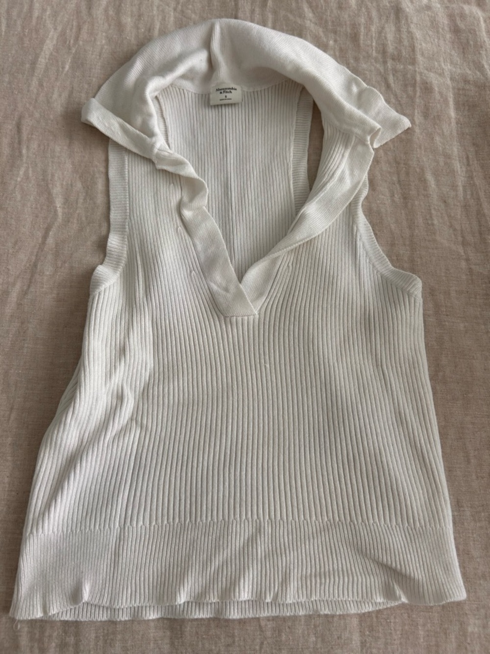 Abercrombie & Fitch White Ribbed Mock Neck Tank